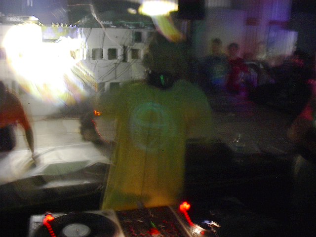 Ron-E-4-blury.JPG 65.8K