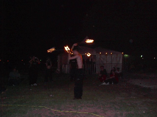 fire-spinners3.JPG 59.5K