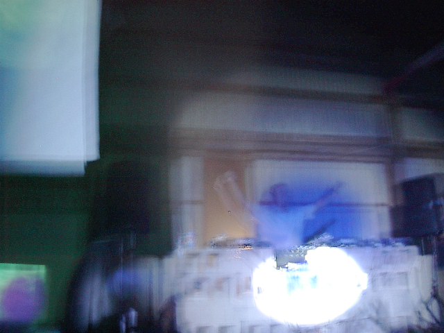 god12-blurred.JPG 58.9K